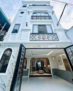 tôi cần bán nhà võ thị sáu tân định q1 gần thcs huỳnh khương ninh giá 6,2tỷ dt 100m2 thuê 40tr/th