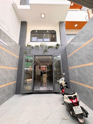 bán siêu phẩm bình tân - 5 tầng mới đẹp - tặng full nội thất cao cấp - dt 88m2, 4x22m - giá 8,8 tỷ