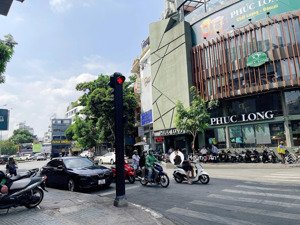 căn duy nhất! mt hoa hồng, phú nhuận -dt: 4 x 16m (64m2) - kc: 4 tầng, sân thượng - chỉ 23 tỷ tl