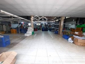 bán xưởng may- đ tam bình- tam phú thủ đức - dt:1800m2(60mx35m) - chỉ: 35 tỷ tl