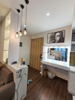 cần bán căn hộ khu emerald 1pn + 1wc (53m2), giá 3.780 tỷ (bao thuế phí), full nt, view đẹp