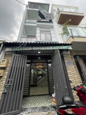 nhà 1 trệt 2 lầu sân thượng hẻm oto 4m gần trường kim đồng