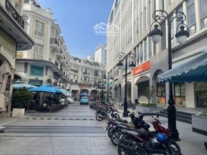 hạ giá 700tr- bán shophouse the pegasuite 1- 3 tầng- giá 11.9 tỷ, đang cho thuê 30tr/tháng