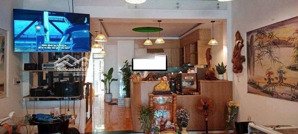 nhà đẹp 2 tầng mt 10m5 hoàng minh thảo -hoà khánh ngay đh duy tân,cách vài chục m đến cổng