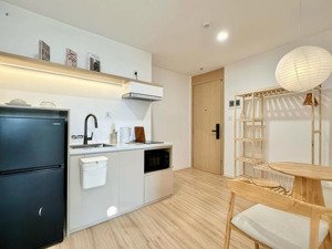 cho thuê studio cửa sổ trời thoáng mát ngay cách mạng tháng 8 - hoàng văn thụ