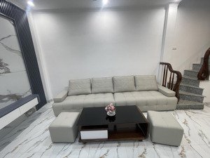 nhà đẹp phố kim ngưu, 5 tầng, 3 phòng ngù, thang máy chạy êm ru, ngõ rộng 2m chỉ nhỉnh 10 tỷ đồng