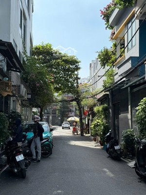 nhà đẹp trịnh đình trọng phú trung hẻm 8m ô tô ngủ trong nhà giá hơn 9 tỷ