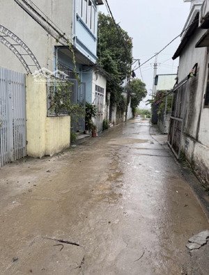 bán đất đa tốn xã bát tràng hà nội diện tích : 48,6m2 x 4m x 4,250 tỷ lô góc ôtô vào đất