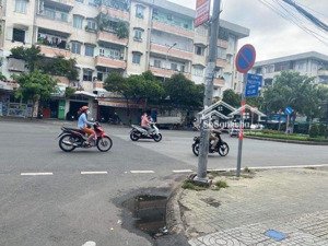 trung tâm phú nhuận - quỹ đất lớn - 215m2 - dòng tiền sẵn 60 triệu/tháng - khu phan xích long