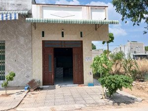 thanh lý nhanh dãy trọ ở đường dl15, p. thới hoà, bến cát chỉ 850 triệu cách đại học việt đức 500m.