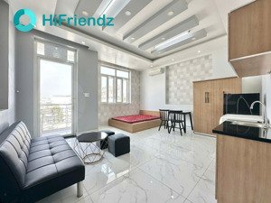 còn gì đẹp hơn ? căn hộ ban công full nội thất ngay cầu vượt linh xuân - thủ đức. có thang máy