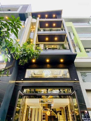 chính chủ bán nhà, đường số 4-quận 3. giá 3tỷ750/73m2, đang cho thuê 24tr. gần bệnh viện bình dân.