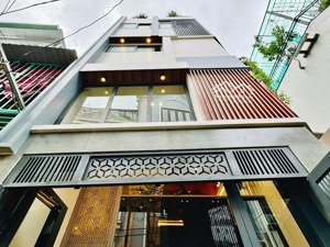 kẹt tiền bán gấp nhà lý văn phức-p.tân định-q1 giá 4tỷ550/65,7m2 cho thuê 32tr gần chợ tân định