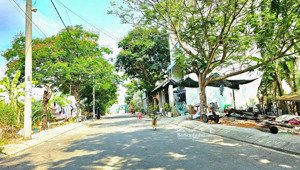 đất hẻm 1 xẹt đường trường lưu, long trường , đối diện centana