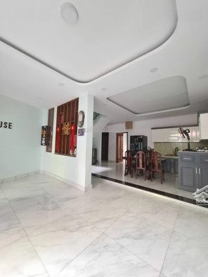 bán nr 91m2, 14 tỷ, cách mạng tháng tám, p 9, q3, hcm, giá cực chất, đẹp, nhiều tiện ích