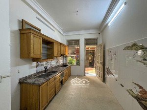 bán nhà mặt phố kinh doanh hà đông - vỉa hè đá bóng - 2 mặt tiền trước sau - ngày đêm tấp nập