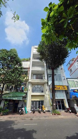 giảm sốc 1.55 tỷ! nhà mt trường sa quận 3 - 4.4x17m nở hậu cn 74m2 - 5 tầng - bán 29.45 tỷ.