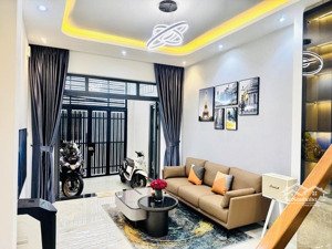 quận 10 sát đường 3/2- lê hồng phong nhà mới đẹp tặng nội thất cao cấp- 55m2-4tầng btct-giá 10,6 tỷ