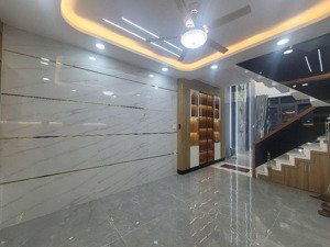bán nhà riêng 5pn, 5 tầng sát thoại ngọc hầu, 7,98 tỷ, 50m2 giá tốt