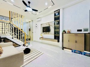 bán nhà mã lò bình trị đông bình tân ngang 4,5m 3 tầng hxh giá 4.5 tỉ