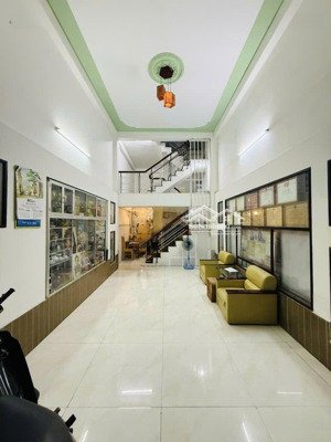 chủ ngộp bank bán gấp nhà riêng 4pn 4wc giá siêu hời tại thoại ngọc hầu, 6,7 tỷ, 48m2