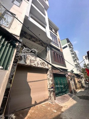 bán gấp nguyễn văn cừ 66m 13 tỷ 7 tầng thang máy gara oto