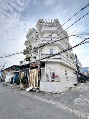 chủ kẹt ngân hàng bán gấp căn góc 2 mặt tiền kinh doanh giá chỉ hơn 8 tỷ .dt 5,5 x 16m (87 m2) đẹp