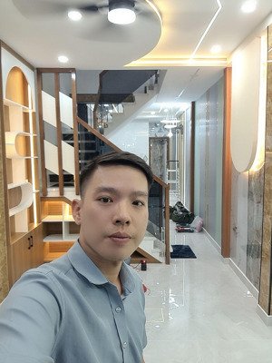 nhà đẹp đón tết 3 tầng 4pn 5wc 51m2 chỉ 5.6 tỷ cách 300m ra ngay aeon