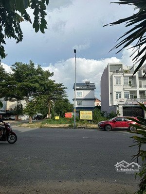 chủ cần ra gấp lô mặt tiền đường 30m - khu khang điền 130tr/m2