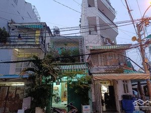 cần bán nhà đường số lâm văn bền quận 7-dt4x12m -2 tầng kinh doanh sát bên chợ -giá 10 tỷ