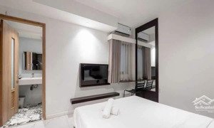 khách sạn mặt tiền gần quốc lộ 1k và siêu thị go dĩ an, giá 15,5 tỷ