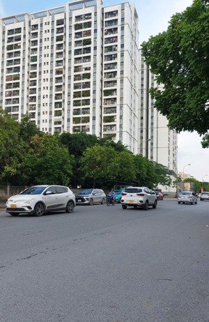 bán đất phố nguyễn lam 90m2- mặt tiền rộng- hơn 17 tỷ, gần mặt phố