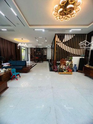 siêu phẩm mặt phố thanh nhàn, hbt 125m2 x 5 tầng, mt 9m, chỉ 48 tỷ. thang máy, vỉa hè, kinh doanh