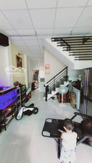 bán gấp nhà 4 tầng, hxh 4m, đường bờ bao tân thắng, 59m2, 6.9 tỷ