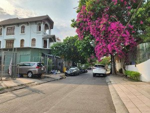 bán đất mặt tiền đường 12 trần não, 10x30, giá 50 tỷ