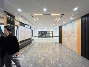 phố trạm - nhà 60m2 mt 4m - 7 tầng thang máy - đường rộng - ô tô thông, tránh - hơn 19 tỷ