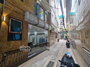 chdv dòng tiền - nguyễn trãi - 18 p kk - thang máy -doanh thu 110tr/th - 95m2 x 5t x9m- giá : 18 tỷ