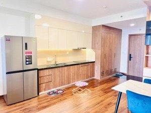 chính chủ cho thuê căn hộ 2pn 80m2, view công viên , nt đầy đủ , 