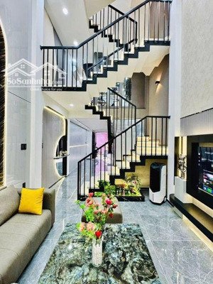 gò vấp-bán nhà 1 trệt 1 lửng 2 lầu, dt sàn 150m2, 10 phòng hẻm rộng gần lotte ng v lượng nhỉnh 6 tỷ