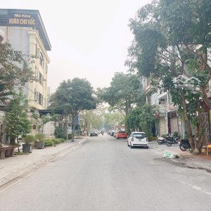 bán nhà ngõ 2 xe công tránh- gần sân golf long biên, hai mặt thoáng. dt:230m2,mt:8.6m. giá tl