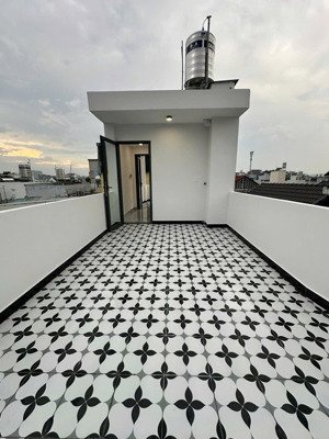 nhà mới xây hxh âu dương lân 4pn, dts 130m2, shr 7 tỷ