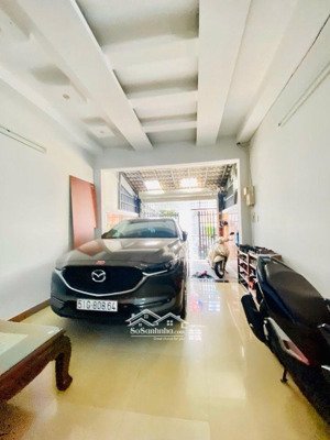 nhỉnh 9tỷ- nhà70 m2- hẻm xe tải - xe hơi đậu trong nhà - khu phân lô aeon tân phú- 4 tầng btct