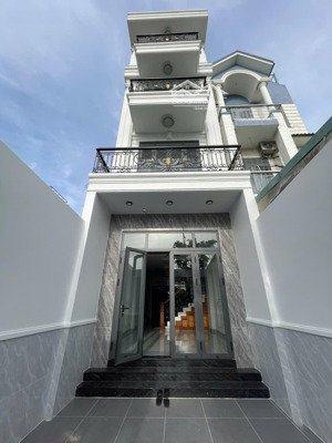 nhà 4 tầng, hẻm xe tải, trung tâm trường thọ thủ đức.