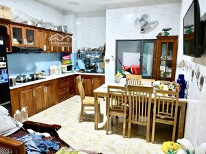 nhà 4 tầng sát đỗ xuân hợp quận 9 - xây lệch tầng đẹp - 4pn 56m2 - 9.x tỷ