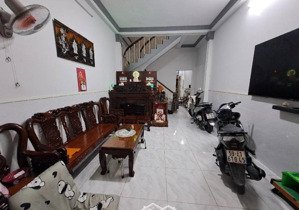 cô bắc phú nhuận, dt 4x 14m, 2 tầng btct, hẻm trước nhà 4m, 7.95 tỷ tl