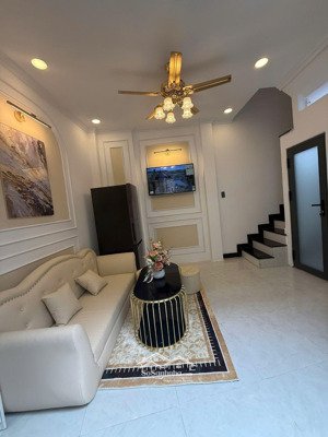 phú nhuận-bán nhà 1 trệt 3 lầu, dt sàn: 72m2, 7 phòng, hẻm rộng, gần phan đăng lưu, nhỉnh 4 tỷ