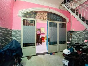 chủ gấp bán - nhà 2tầng. thống nhất - dt100m2(5x20m)chỉ 8.6tỷ đường trước nhà: 4