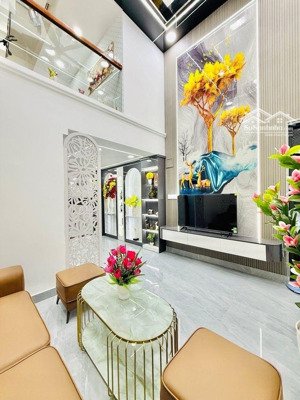 7,59 tỷ - siêu phẩm đẹp lung linh 5 tầng - full nội thất xịn - hẻm xe hơi 6m thẳng 1 trục - sát mt