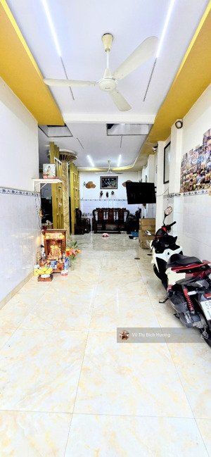 chủ gấp bán, hạ 1 tỷ, hẻm xe hơi, 85 khuông việt, bàu cát, đồng đen. 83m2 x 3 tầng. ngang 7m x12m