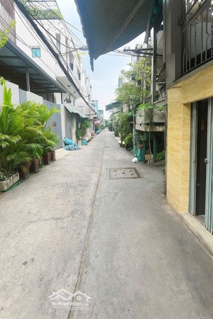 hơn 8 đồng (tl) vòng xoay phú lâm, đ. hậu giang, quận 6 - ngang lớn hơn 5m